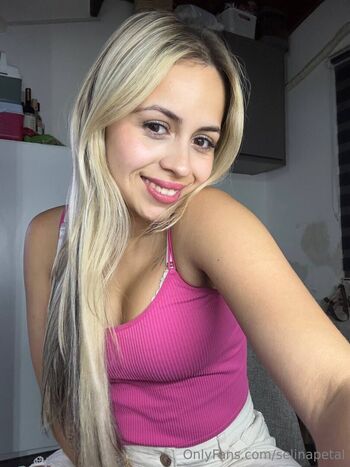 selinapetal