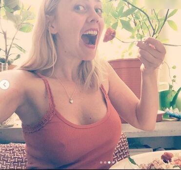 Sexy Julia