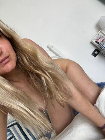 sexyblondiespring