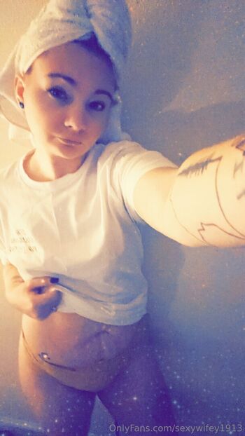 sexywifey1913