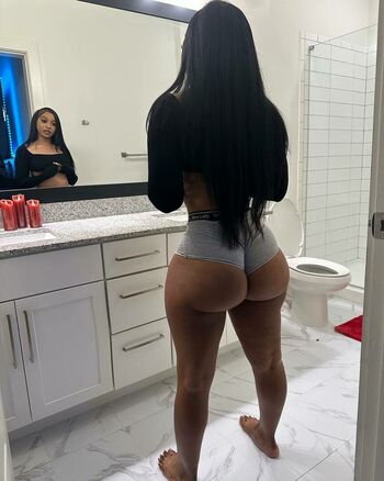 Shamayne_shay