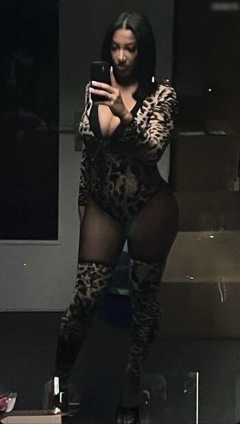 shaniaa.d1or
