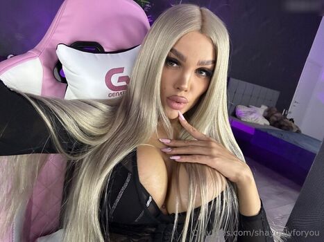 Shayblonde