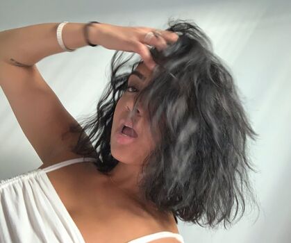 Shayna