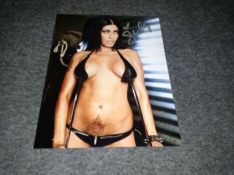 Shelly Martinez
