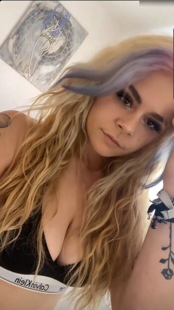 Shelly