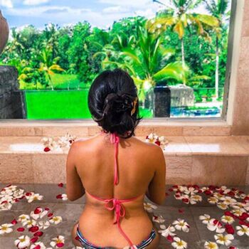 Shenaz Treasury