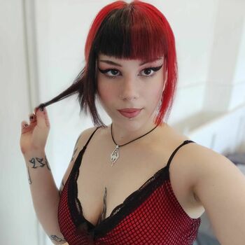 sherlyine