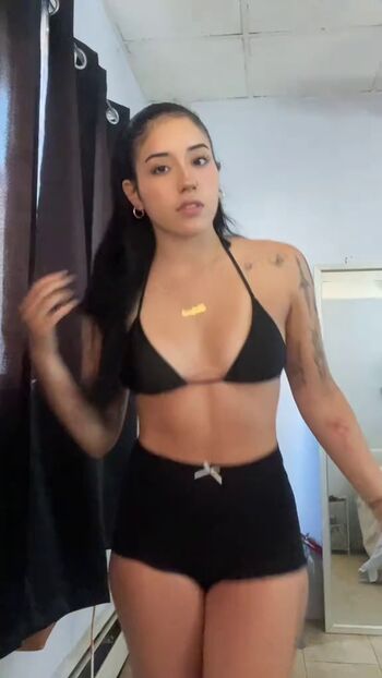 Shilynn Velez