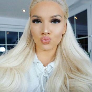 Shirin David