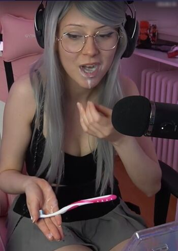 sickEmoAngel