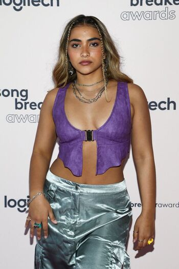 Sienna Mae