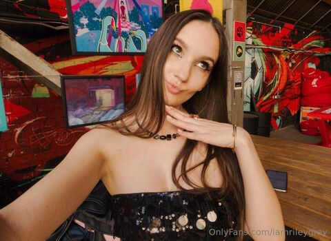 siennayourgoddess