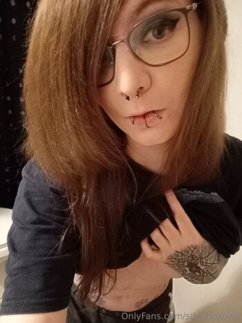 silentfoxowo