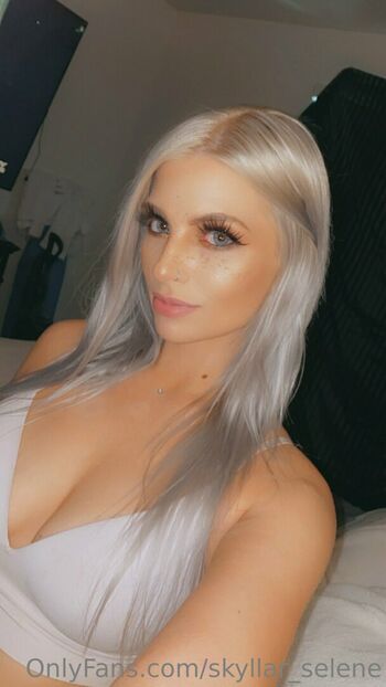 Skyllar_selene