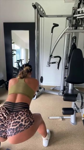 Sommer Ray