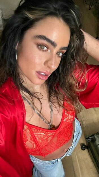 Sommer Ray
