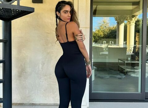 Sommer Ray