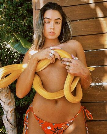 Sommer Ray