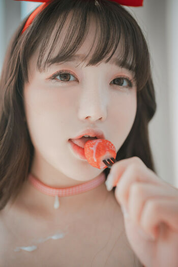 Son Ye Eun