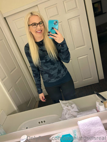 sophiaroseisreal