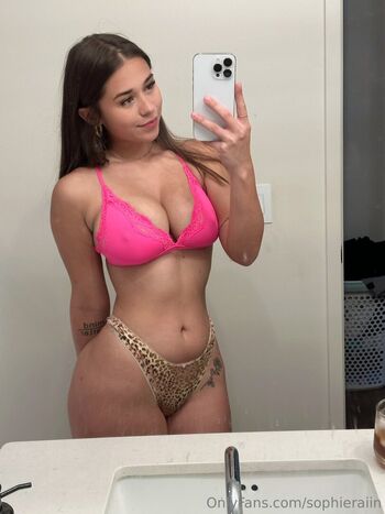 sophieraiin