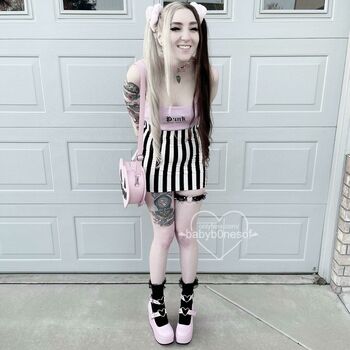 SpoilZoey