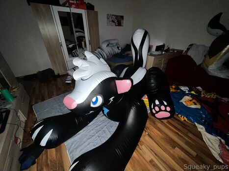squeaky_pup