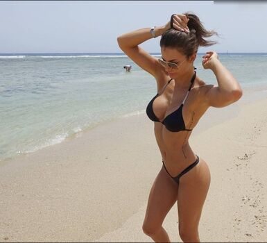 Stefanie Gold