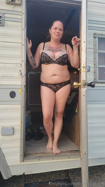 stoneyhotwifefree