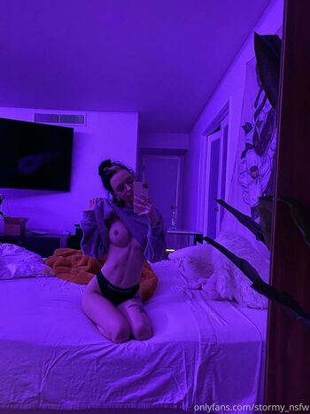 Stormy_nsfw