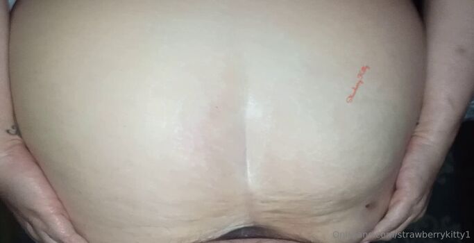 strawberrykitty1