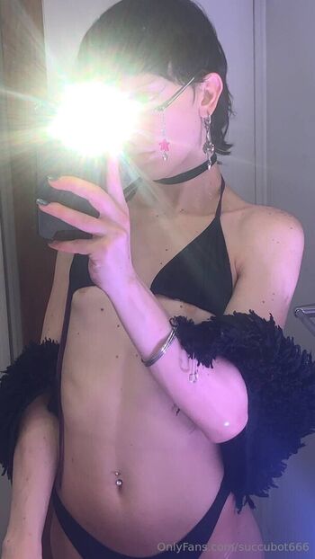 succubot666