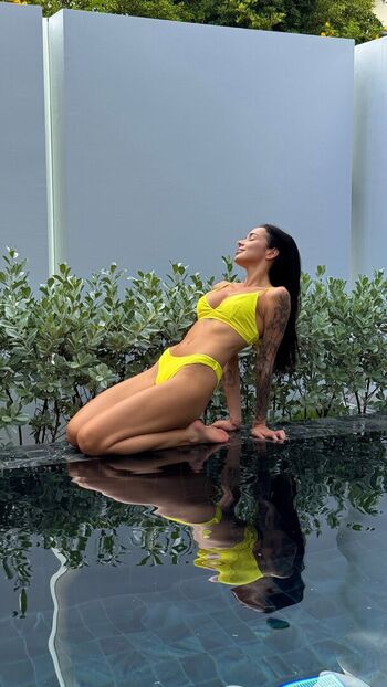 sunnygirlelina