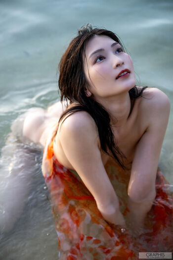 Suzu Honjo