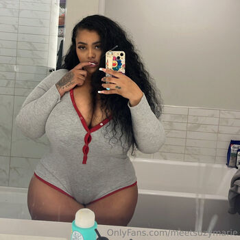 suzymariee