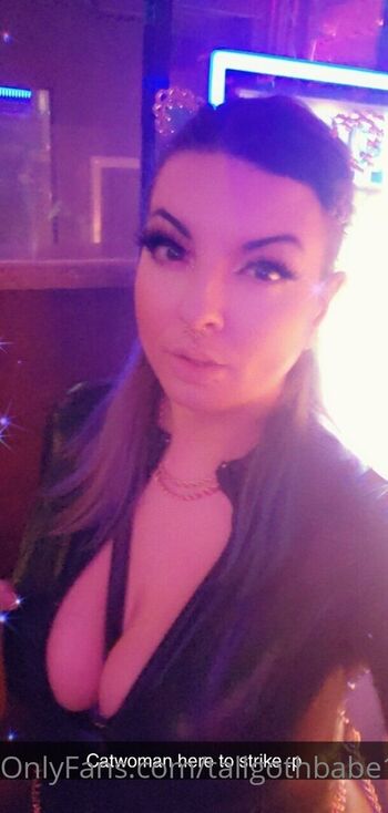 tallgothbabe14