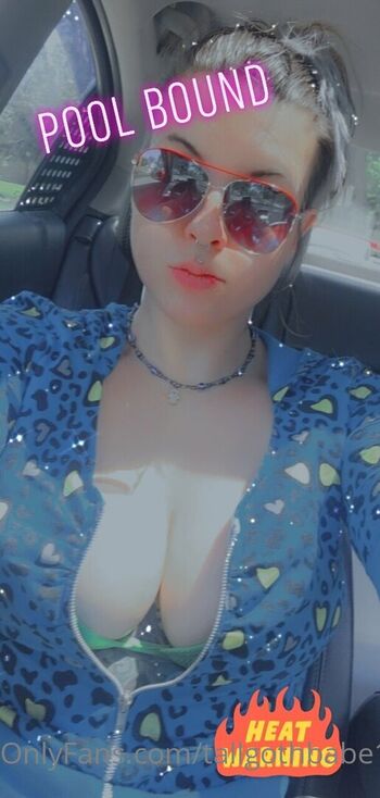 tallgothbabe14