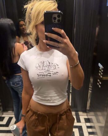 Tallia Storm
