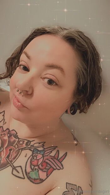 tattooedzombigirl