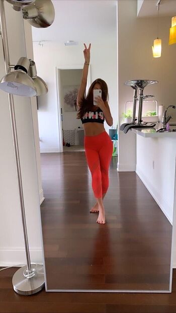 Taylor Alesia