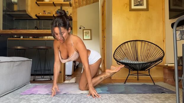 Thais-Yoga