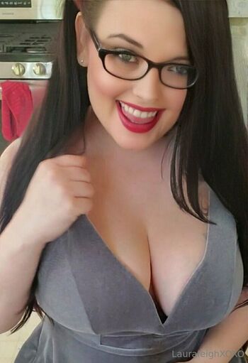 the.laurajohnson