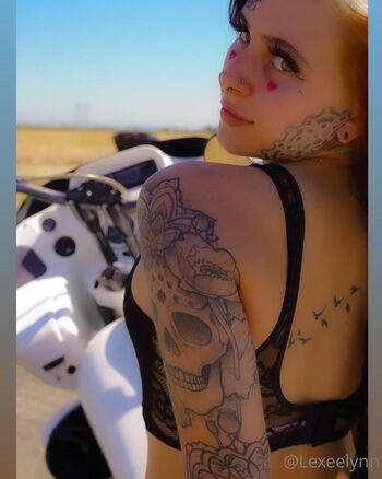 the.tattoo.lady