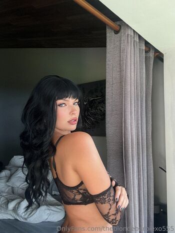theblondebarbiexo555
