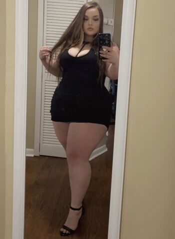 Theegoddessluna
