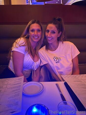 therealtallgirls
