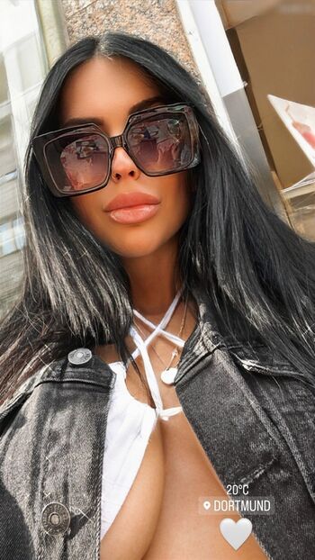 thetypicalbadgirl