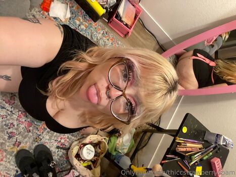 thiccstrawberryspam