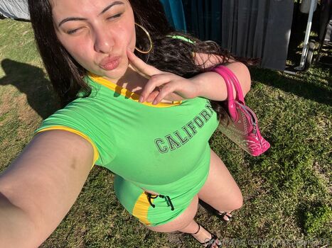 Thick_gurl101